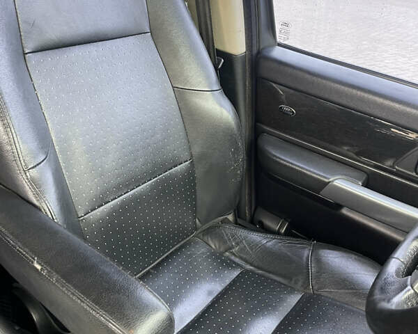 Чорний Ленд Ровер Range Rover Sport, об'ємом двигуна 4.2 л та пробігом 227 тис. км за 9300 $, фото 14 на Automoto.ua