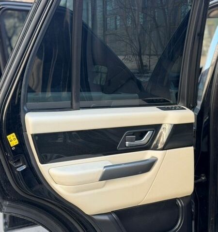 Черный Ленд Ровер Рендж Ровер Спорт, объемом двигателя 4.2 л и пробегом 295 тыс. км за 9500 $, фото 19 на Automoto.ua