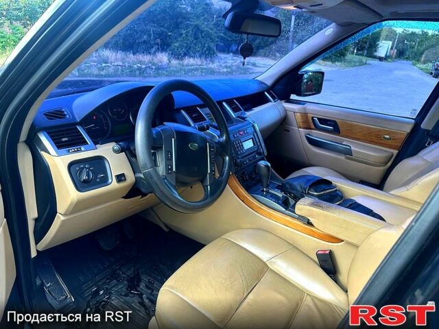 Чорний Ленд Ровер Range Rover Sport, об'ємом двигуна 4.4 л та пробігом 214 тис. км за 10800 $, фото 7 на Automoto.ua
