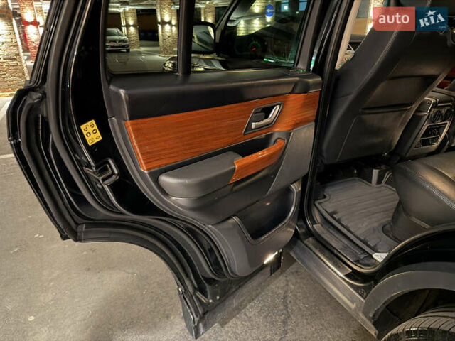 Черный Ленд Ровер Рендж Ровер Спорт, объемом двигателя 4.2 л и пробегом 287 тыс. км за 11000 $, фото 46 на Automoto.ua