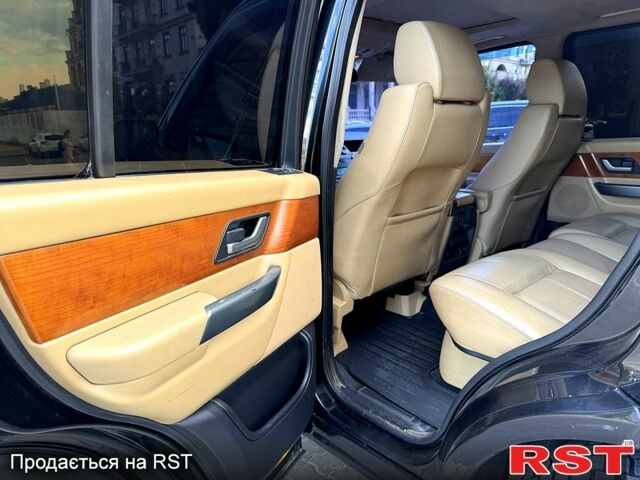Чорний Ленд Ровер Range Rover Sport, об'ємом двигуна 4.4 л та пробігом 214 тис. км за 10800 $, фото 11 на Automoto.ua