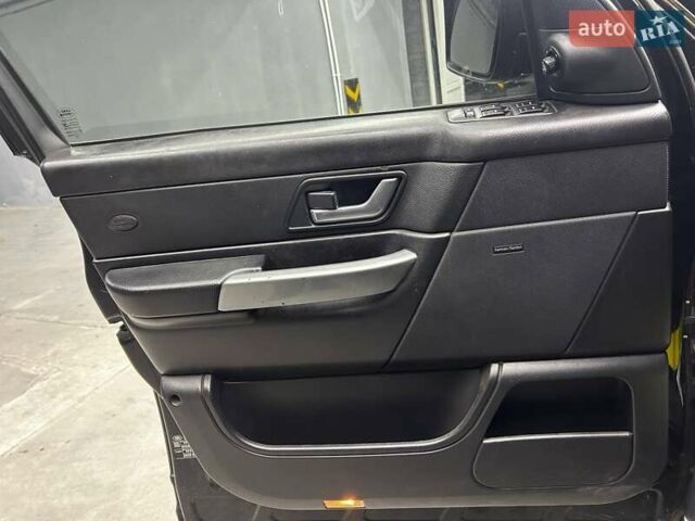 Черный Ленд Ровер Рендж Ровер Спорт, объемом двигателя 4.2 л и пробегом 207 тыс. км за 9900 $, фото 7 на Automoto.ua