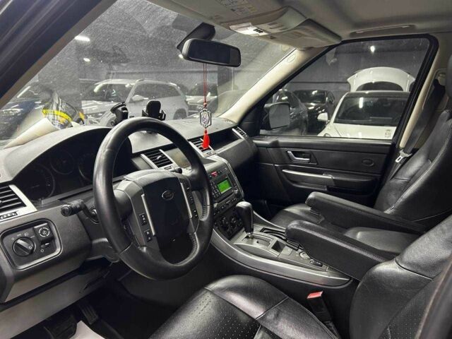 Черный Ленд Ровер Рендж Ровер Спорт, объемом двигателя 4.2 л и пробегом 207 тыс. км за 9900 $, фото 11 на Automoto.ua