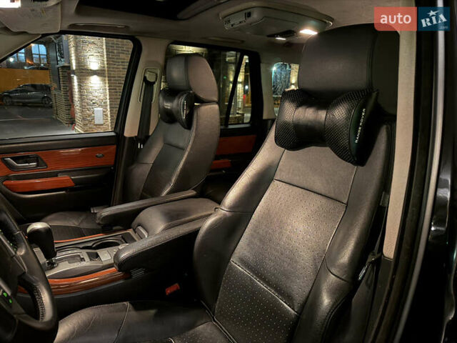 Черный Ленд Ровер Рендж Ровер Спорт, объемом двигателя 4.2 л и пробегом 287 тыс. км за 11000 $, фото 26 на Automoto.ua