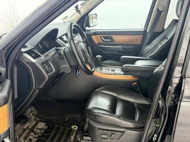 Черный Ленд Ровер Рендж Ровер Спорт, объемом двигателя 3 л и пробегом 367 тыс. км за 4119 $, фото 10 на Automoto.ua