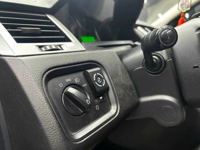 Черный Ленд Ровер Рендж Ровер Спорт, объемом двигателя 4.2 л и пробегом 207 тыс. км за 9900 $, фото 8 на Automoto.ua