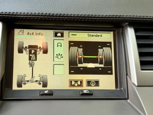 Чорний Ленд Ровер Range Rover Sport, об'ємом двигуна 2.7 л та пробігом 235 тис. км за 10257 $, фото 7 на Automoto.ua