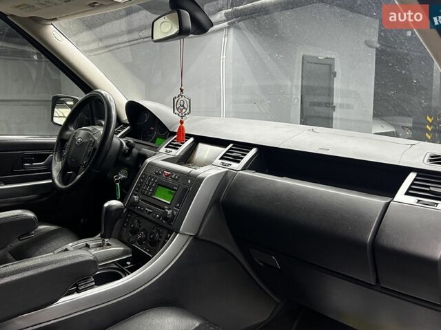Чорний Ленд Ровер Range Rover Sport, об'ємом двигуна 4.2 л та пробігом 207 тис. км за 8200 $, фото 24 на Automoto.ua
