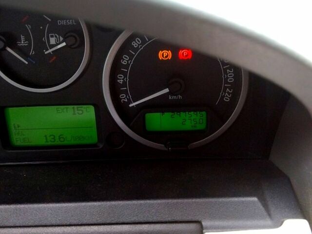 Черный Ленд Ровер Рендж Ровер Спорт, объемом двигателя 2.7 л и пробегом 300 тыс. км за 9000 $, фото 2 на Automoto.ua