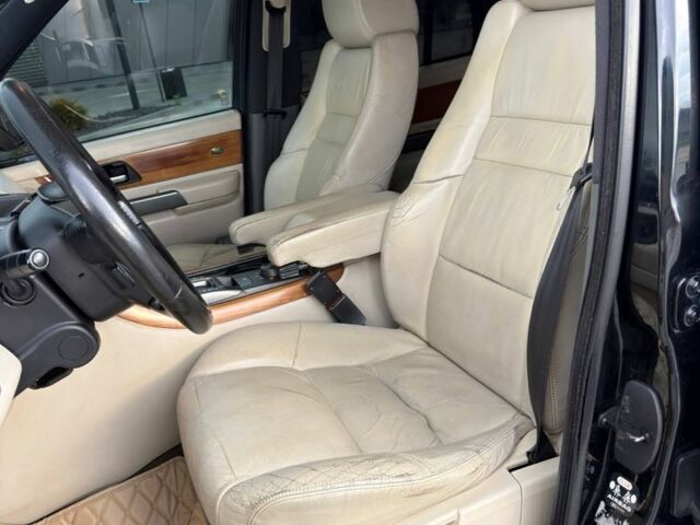 Чорний Ленд Ровер Range Rover Sport, об'ємом двигуна 2.7 л та пробігом 300 тис. км за 8000 $, фото 6 на Automoto.ua