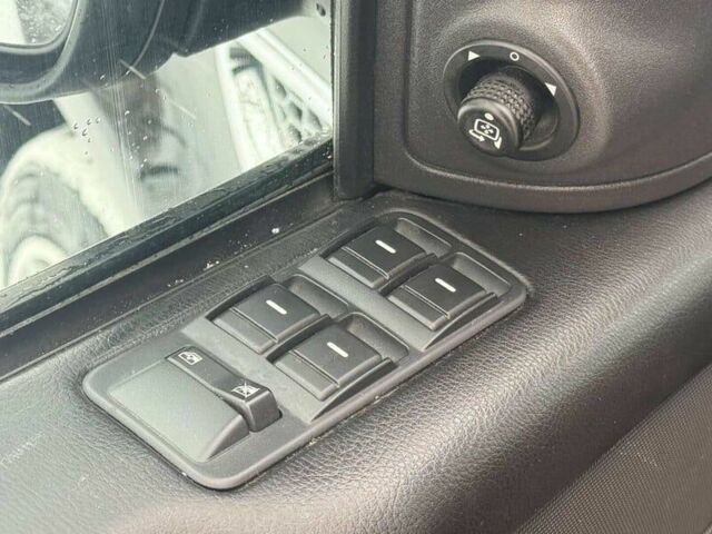 Черный Ленд Ровер Рендж Ровер Спорт, объемом двигателя 3 л и пробегом 367 тыс. км за 4119 $, фото 19 на Automoto.ua