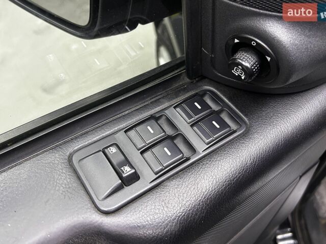 Чорний Ленд Ровер Range Rover Sport, об'ємом двигуна 4.2 л та пробігом 207 тис. км за 8200 $, фото 18 на Automoto.ua