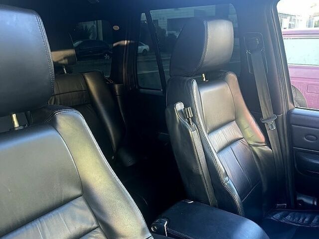 Чорний Ленд Ровер Range Rover Sport, об'ємом двигуна 3.6 л та пробігом 280 тис. км за 9999 $, фото 5 на Automoto.ua