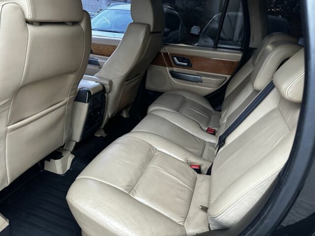 Чорний Ленд Ровер Range Rover Sport, об'ємом двигуна 4.4 л та пробігом 235 тис. км за 9900 $, фото 7 на Automoto.ua