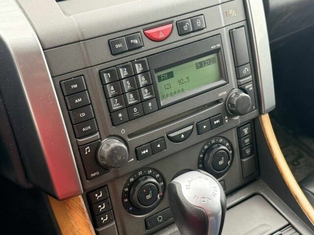 Чорний Ленд Ровер Range Rover Sport, об'ємом двигуна 3 л та пробігом 367 тис. км за 4109 $, фото 12 на Automoto.ua