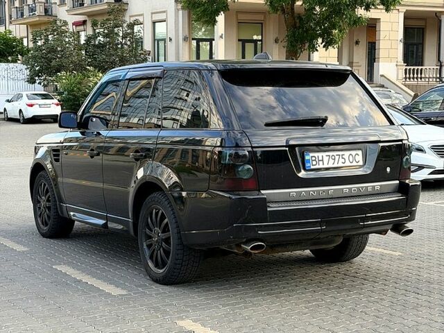 Чорний Ленд Ровер Range Rover Sport, об'ємом двигуна 4.4 л та пробігом 214 тис. км за 10800 $, фото 2 на Automoto.ua