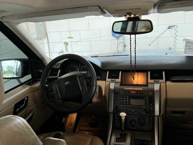 Чорний Ленд Ровер Range Rover Sport, об'ємом двигуна 2.7 л та пробігом 300 тис. км за 8001 $, фото 6 на Automoto.ua