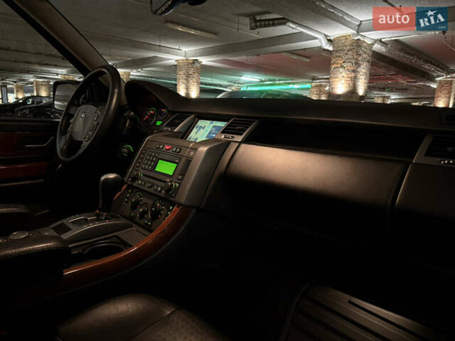 Черный Ленд Ровер Рендж Ровер Спорт, объемом двигателя 4.2 л и пробегом 287 тыс. км за 11000 $, фото 27 на Automoto.ua