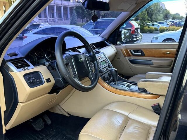 Чорний Ленд Ровер Range Rover Sport, об'ємом двигуна 4.4 л та пробігом 214 тис. км за 10800 $, фото 8 на Automoto.ua