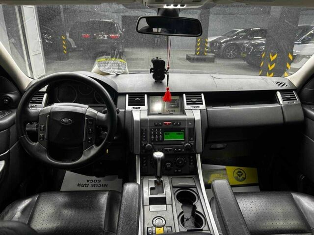 Черный Ленд Ровер Рендж Ровер Спорт, объемом двигателя 4.2 л и пробегом 207 тыс. км за 9900 $, фото 15 на Automoto.ua