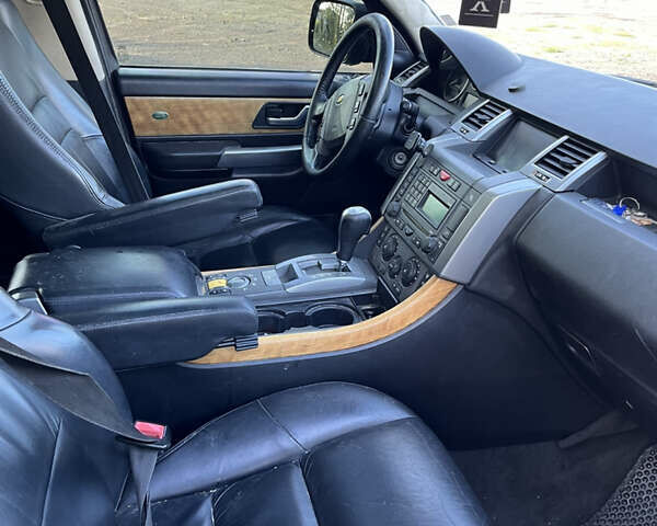 Черный Ленд Ровер Рендж Ровер Спорт, объемом двигателя 2.7 л и пробегом 450 тыс. км за 11100 $, фото 7 на Automoto.ua