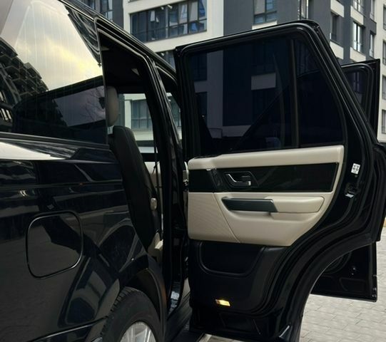 Чорний Ленд Ровер Range Rover Sport, об'ємом двигуна 4.2 л та пробігом 214 тис. км за 10400 $, фото 20 на Automoto.ua