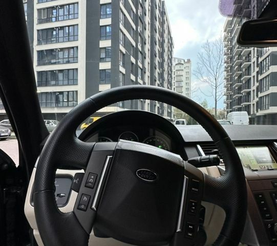 Чорний Ленд Ровер Range Rover Sport, об'ємом двигуна 4.2 л та пробігом 214 тис. км за 10400 $, фото 31 на Automoto.ua