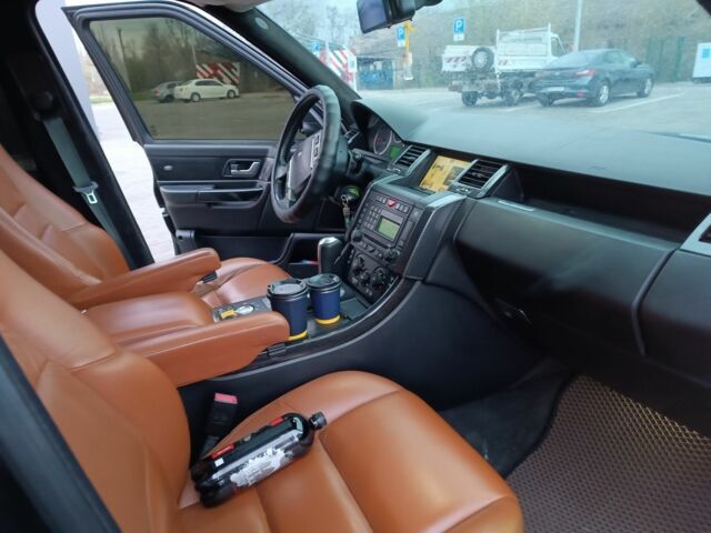 Черный Ленд Ровер Рендж Ровер Спорт, объемом двигателя 4.2 л и пробегом 160 тыс. км за 9200 $, фото 6 на Automoto.ua