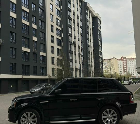 Чорний Ленд Ровер Range Rover Sport, об'ємом двигуна 4.2 л та пробігом 214 тис. км за 10400 $, фото 7 на Automoto.ua