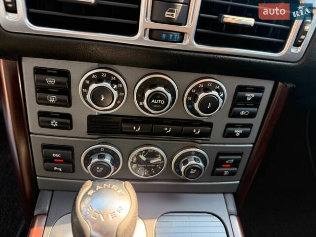 Чорний Ленд Ровер Range Rover Sport, об'ємом двигуна 3.63 л та пробігом 227 тис. км за 8800 $, фото 23 на Automoto.ua