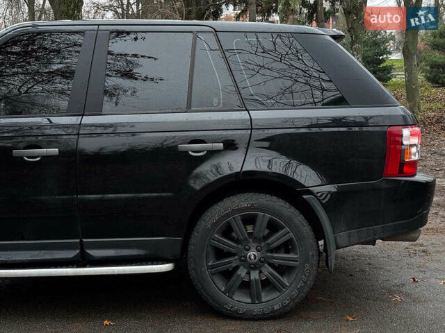 Черный Ленд Ровер Рендж Ровер Спорт, объемом двигателя 4.2 л и пробегом 246 тыс. км за 11490 $, фото 11 на Automoto.ua