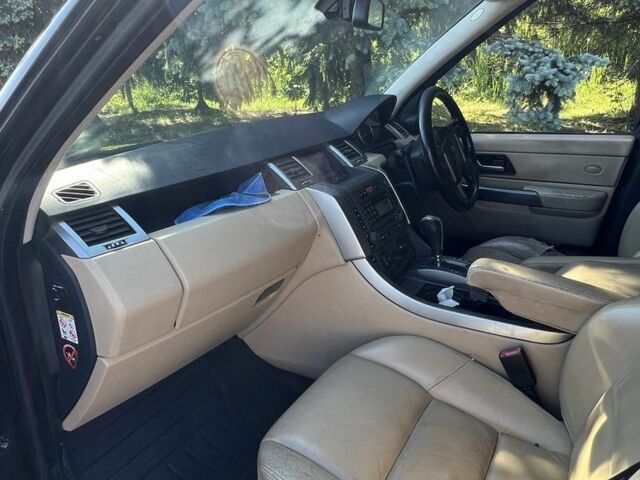 Чорний Ленд Ровер Range Rover Sport, об'ємом двигуна 2.7 л та пробігом 190 тис. км за 2900 $, фото 9 на Automoto.ua