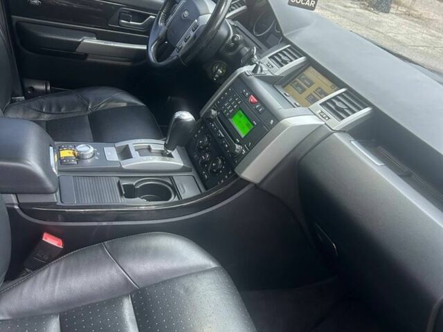 Черный Ленд Ровер Рендж Ровер Спорт, объемом двигателя 4.2 л и пробегом 280 тыс. км за 10500 $, фото 4 на Automoto.ua