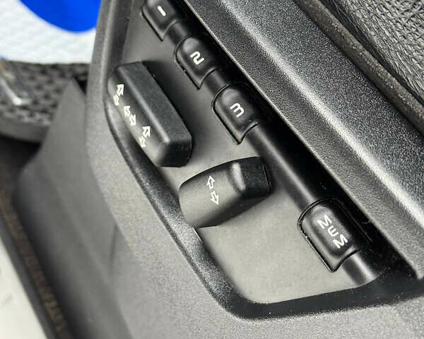 Чорний Ленд Ровер Range Rover Sport, об'ємом двигуна 4.2 л та пробігом 246 тис. км за 11200 $, фото 2 на Automoto.ua