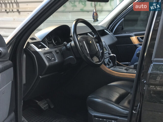 Чорний Ленд Ровер Range Rover Sport, об'ємом двигуна 4.4 л та пробігом 200 тис. км за 13000 $, фото 10 на Automoto.ua