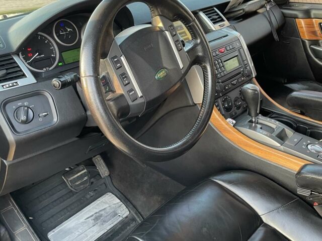 Чорний Ленд Ровер Range Rover Sport, об'ємом двигуна 4.4 л та пробігом 186 тис. км за 13000 $, фото 12 на Automoto.ua
