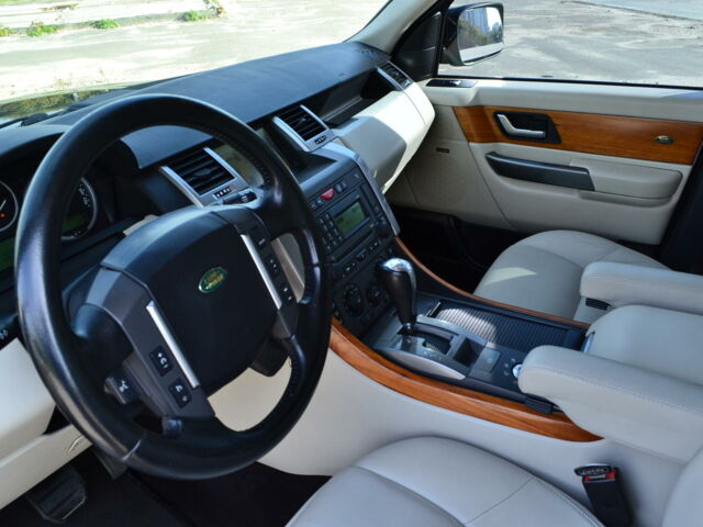 Чорний Ленд Ровер Range Rover Sport, об'ємом двигуна 4.4 л та пробігом 200 тис. км за 14999 $, фото 41 на Automoto.ua