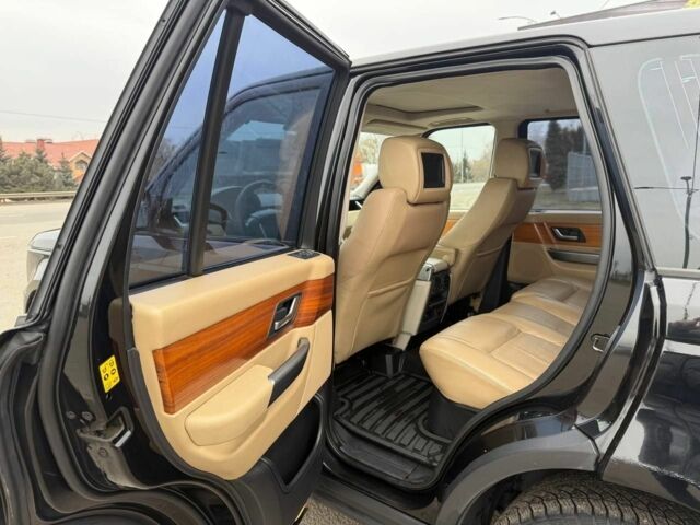 Чорний Ленд Ровер Range Rover Sport, об'ємом двигуна 4.4 л та пробігом 220 тис. км за 7999 $, фото 7 на Automoto.ua