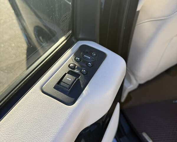 Чорний Ленд Ровер Range Rover Sport, об'ємом двигуна 4.2 л та пробігом 249 тис. км за 9400 $, фото 19 на Automoto.ua