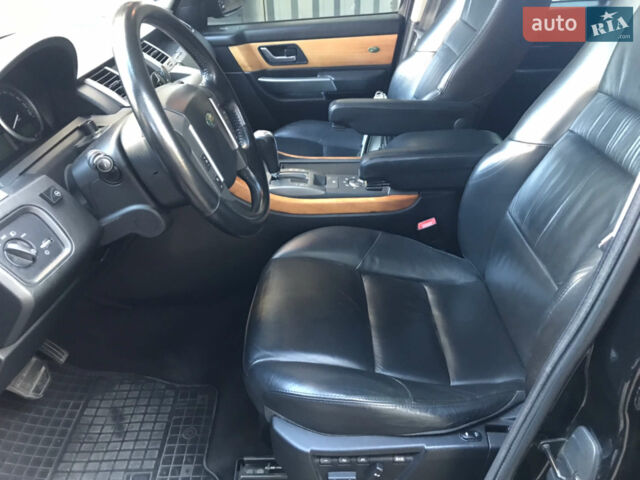 Чорний Ленд Ровер Range Rover Sport, об'ємом двигуна 4.4 л та пробігом 200 тис. км за 13000 $, фото 6 на Automoto.ua