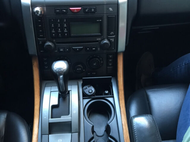 Чорний Ленд Ровер Range Rover Sport, об'ємом двигуна 4.4 л та пробігом 200 тис. км за 13000 $, фото 7 на Automoto.ua