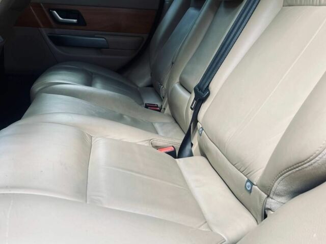 Чорний Ленд Ровер Range Rover Sport, об'ємом двигуна 4.4 л та пробігом 240 тис. км за 9041 $, фото 10 на Automoto.ua