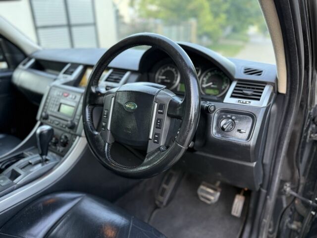 Чорний Ленд Ровер Range Rover Sport, об'ємом двигуна 2.7 л та пробігом 260 тис. км за 4954 $, фото 11 на Automoto.ua
