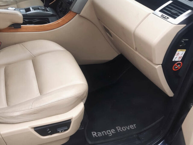 Чорний Ленд Ровер Range Rover Sport, об'ємом двигуна 3.6 л та пробігом 204 тис. км за 11000 $, фото 10 на Automoto.ua