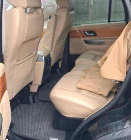 Ленд Ровер Рендж Ровер Спорт 2007 в Шумск на Automoto.ua Черный Ленд Ровер Рендж Ровер Спорт, объемом двигателя 4.4 л и пробегом 319 тыс. км за 9500 $, фото 5 на Automoto.ua