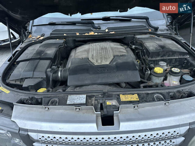 Черный Ленд Ровер Рендж Ровер Спорт, объемом двигателя 4.2 л и пробегом 219 тыс. км за 11200 $, фото 16 на Automoto.ua