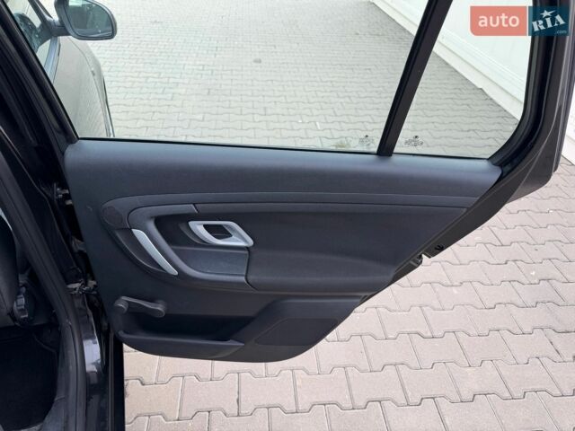 Чорний Ленд Ровер Range Rover Sport, об'ємом двигуна 4.2 л та пробігом 225 тис. км за 7414 $, фото 4 на Automoto.ua