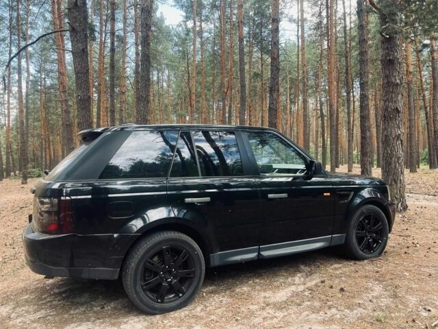 Чорний Ленд Ровер Range Rover Sport, об'ємом двигуна 4.4 л та пробігом 240 тис. км за 9041 $, фото 6 на Automoto.ua