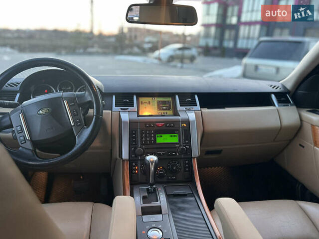 Черный Ленд Ровер Рендж Ровер Спорт, объемом двигателя 4.4 л и пробегом 322 тыс. км за 9999 $, фото 8 на Automoto.ua