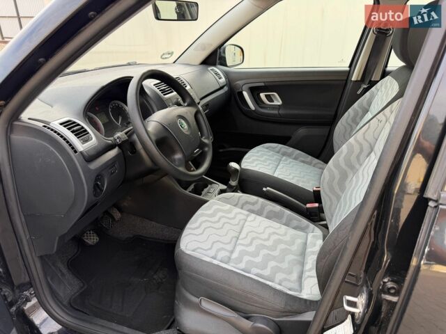 Чорний Ленд Ровер Range Rover Sport, об'ємом двигуна 4.2 л та пробігом 225 тис. км за 7414 $, фото 8 на Automoto.ua